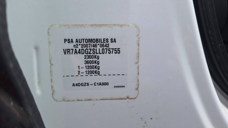 Citroen C5 Aircross 1.6 Plug-in Hybrid ë-EAT8 Shine Pack 2020 – снимка 19
