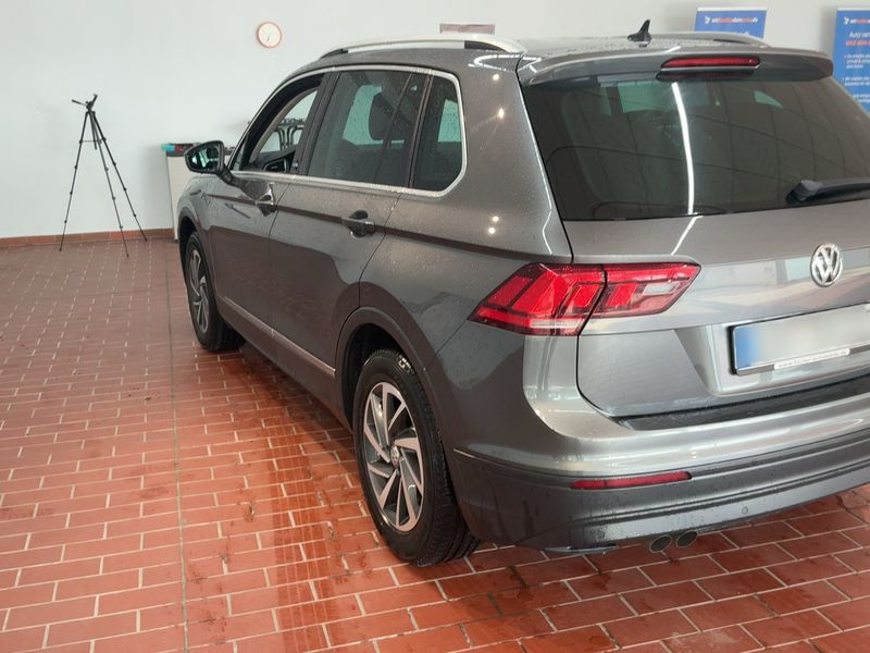 Volkswagen Tiguan 2.0 TDI Sound BlueMotion Tech 2017 – снимка 6