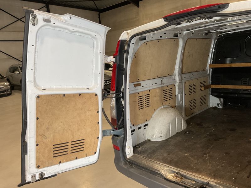 Mercedes-Benz Vito 113 CDI lang 2011 – снимка на щета