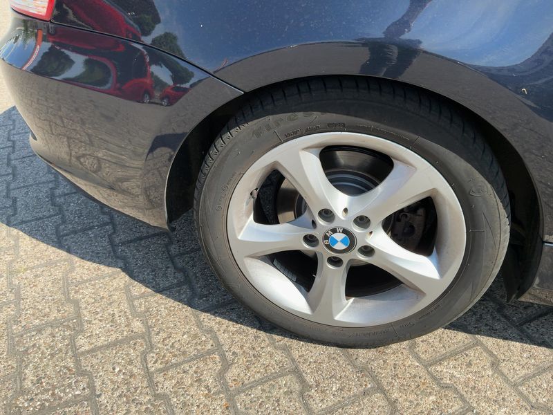 BMW 1er 120i 2010 – снимка 9