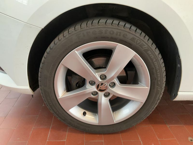 Skoda Fabia 1.0 MPI Cool Plus 2019 – снимка 3