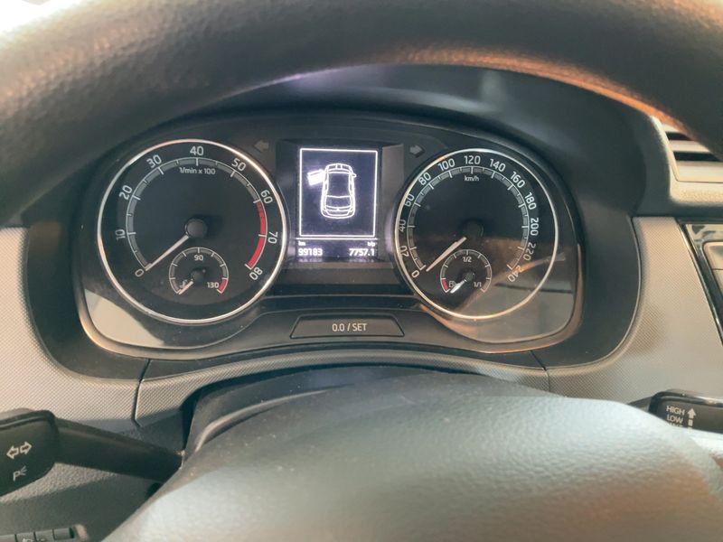 Skoda Fabia 1.0 MPI Cool Plus 2019 – снимка 19
