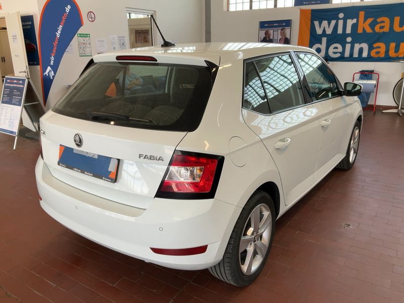 Skoda Fabia 1.0 MPI Cool Plus 2019 – снимка 8