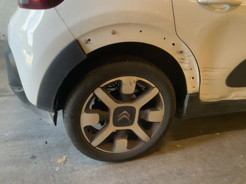 Citroen C3 1.6 Blue-HDi Shine 2018 – снимка 9