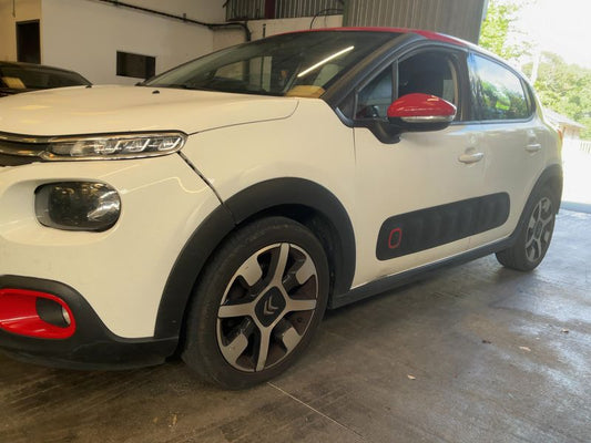 Citroen C3 1.6 Blue-HDi Shine 2018 – снимка 2