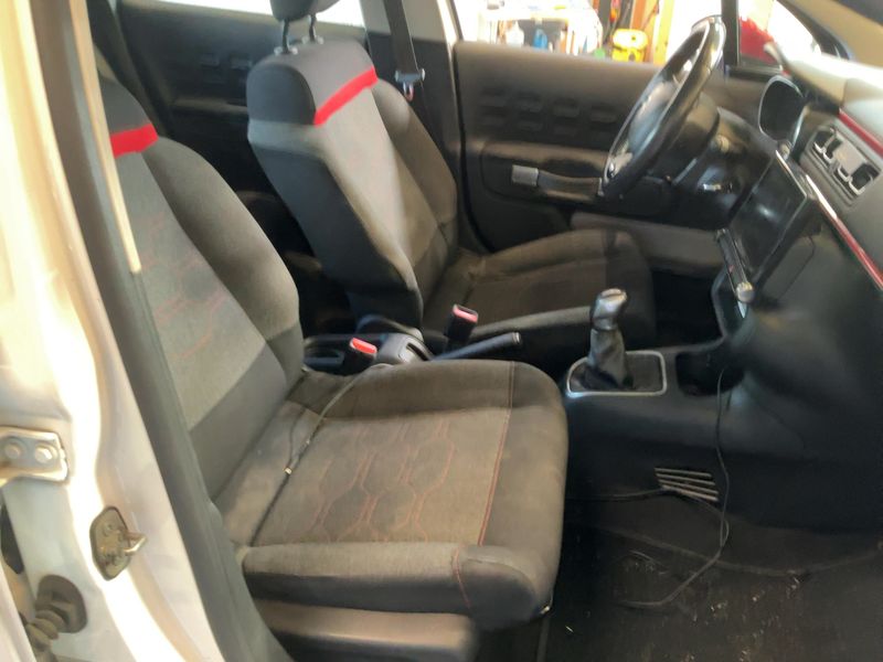 Citroen C3 1.6 Blue-HDi Shine 2018 – снимка 16