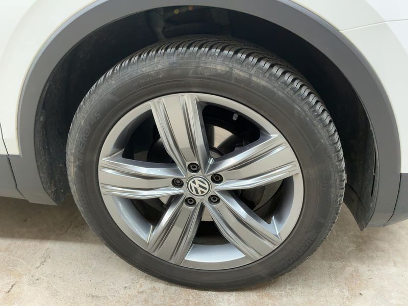 Volkswagen Tiguan 2.0 TDI Highline 4Motion BlueMotion Tech 2017 – снимка 11