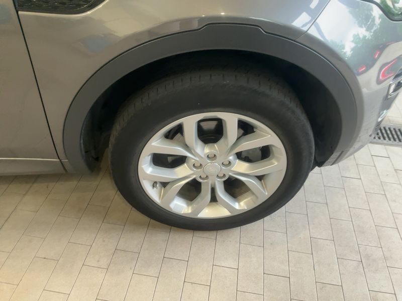 Land Rover Discovery Sport 2.0 Turbo HSE 2019 – снимка 11