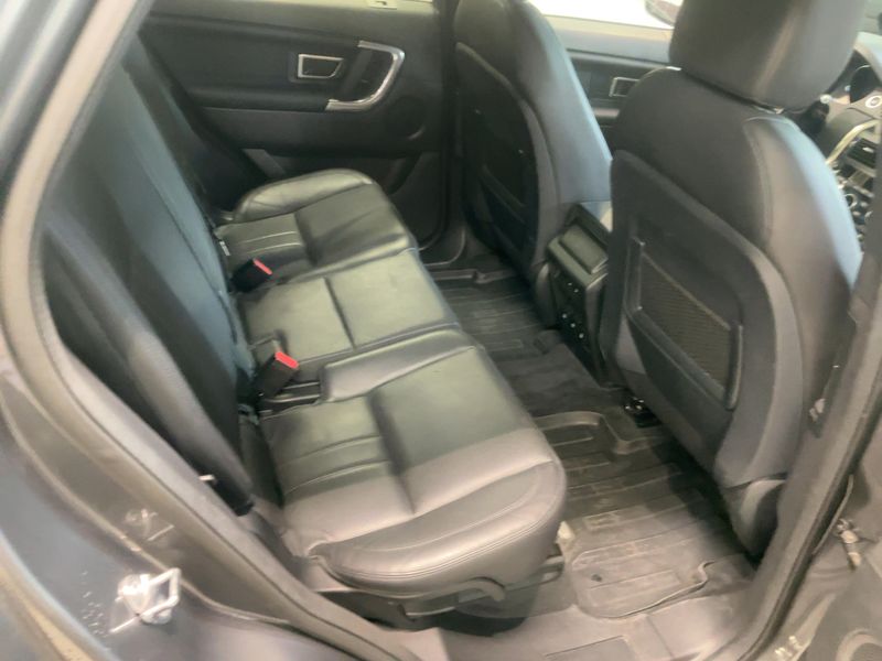 Land Rover Discovery Sport 2.0 Turbo HSE 2019 – снимка 19