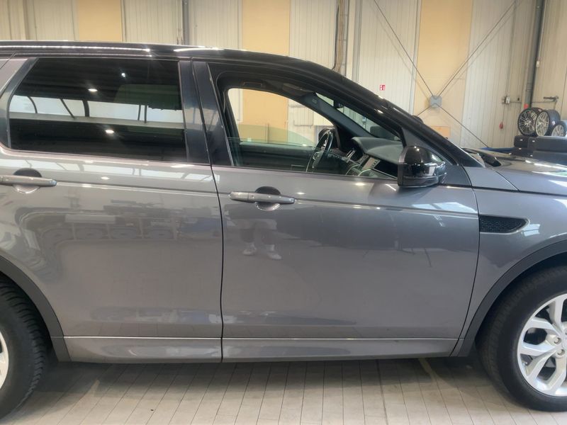 Land Rover Discovery Sport 2.0 Turbo HSE 2019 – снимка 10