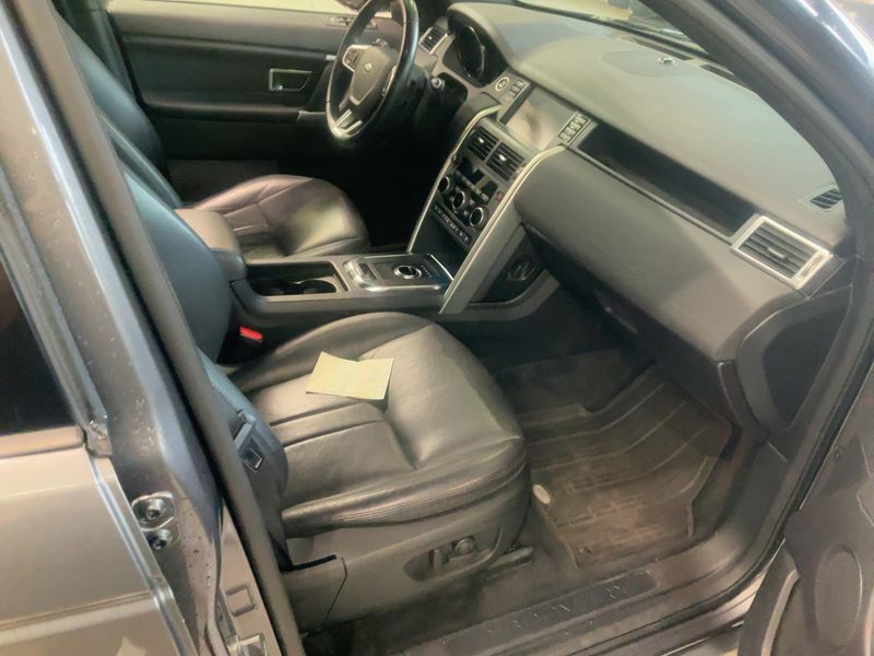 Land Rover Discovery Sport 2.0 Turbo HSE 2019 – снимка 16
