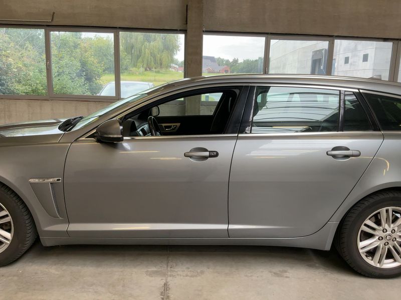 Jaguar XF 2.2 D Eco 2014 – снимка 4