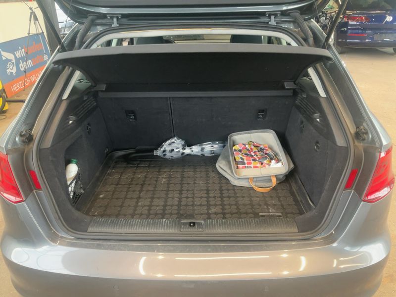 Audi A3 Sportback 2.0 TDI Ambition 2013 – снимка 16