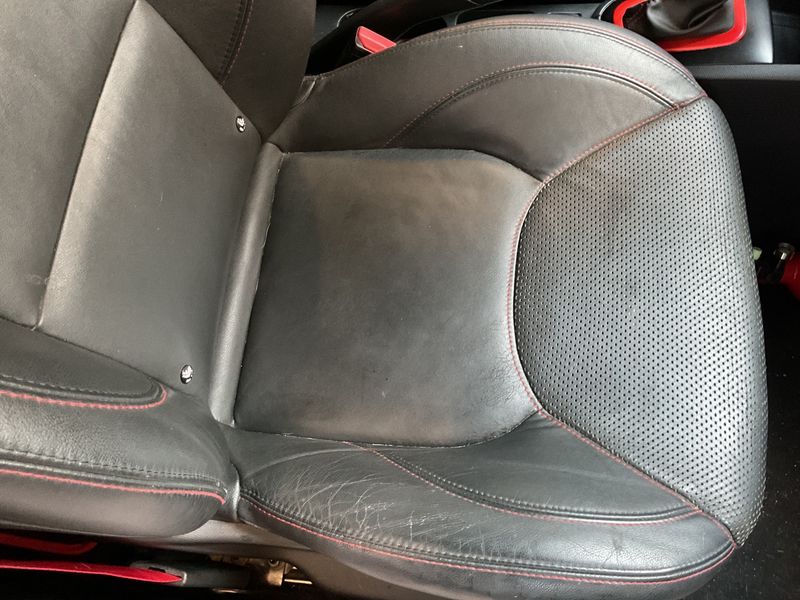 Renault Clio 1.6 Turbo Renault Sport 2013 – снимка 25