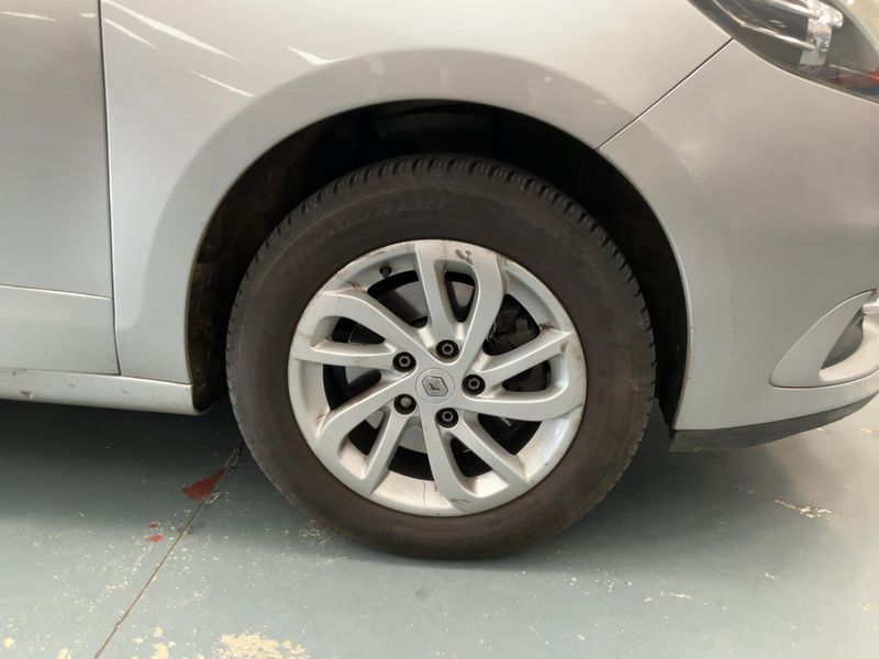 Renault Scenic 1.2 Energy 2013 – снимка 11