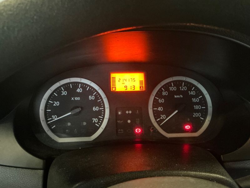 Dacia Logan 1.5 dCi Laureate 2007 – снимка 4