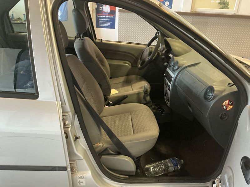 Dacia Logan 1.5 dCi Laureate 2007 – снимка 3