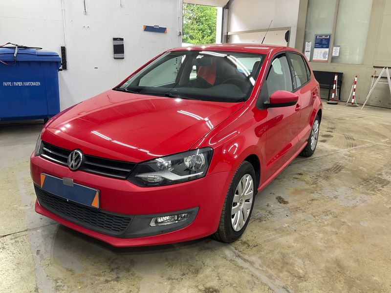 Volkswagen Polo 1.4 FSI Comfortline 2010 – снимка 1