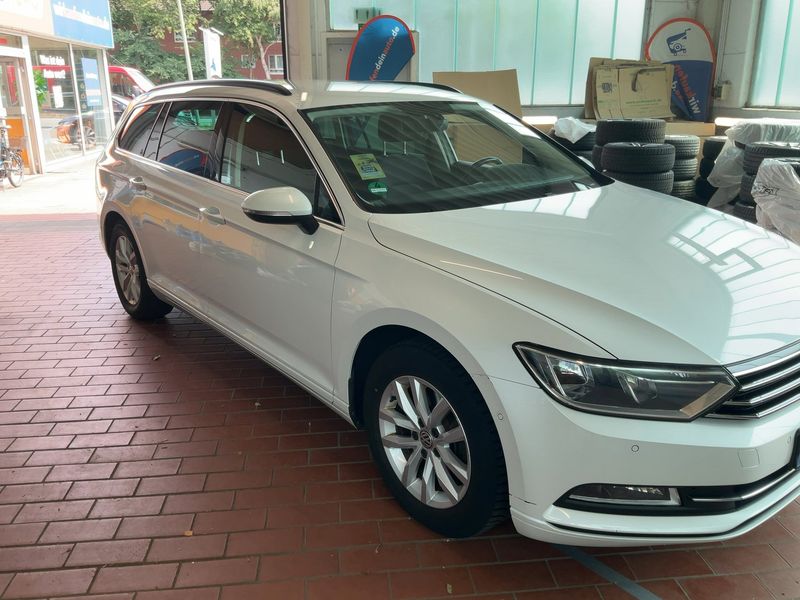 Volkswagen Passat 2.0 TDI Comfortline BlueMotion Tech 2016 – снимка 12