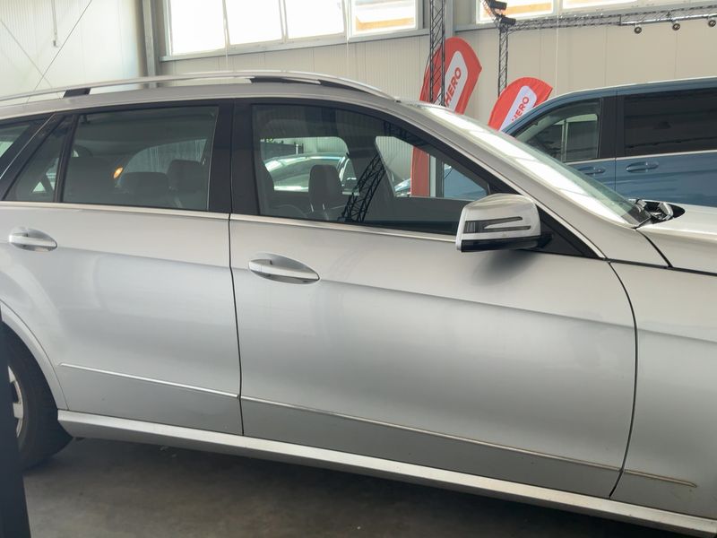 Mercedes-Benz E-Klasse E 220 CDI T BlueEfficiency Elegance 2011 – снимка 7