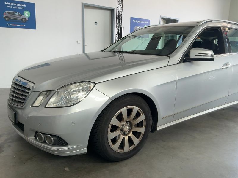 Mercedes-Benz E-Klasse E 220 CDI T BlueEfficiency Elegance 2011 – снимка 2