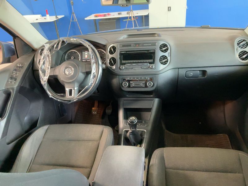 Volkswagen Tiguan 2.0 TDI Sport & Style BlueMotion Tech 2012 – снимка 18