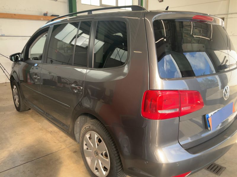 Volkswagen Touran 1.6 TDI Comfortline 2010 – снимка 6