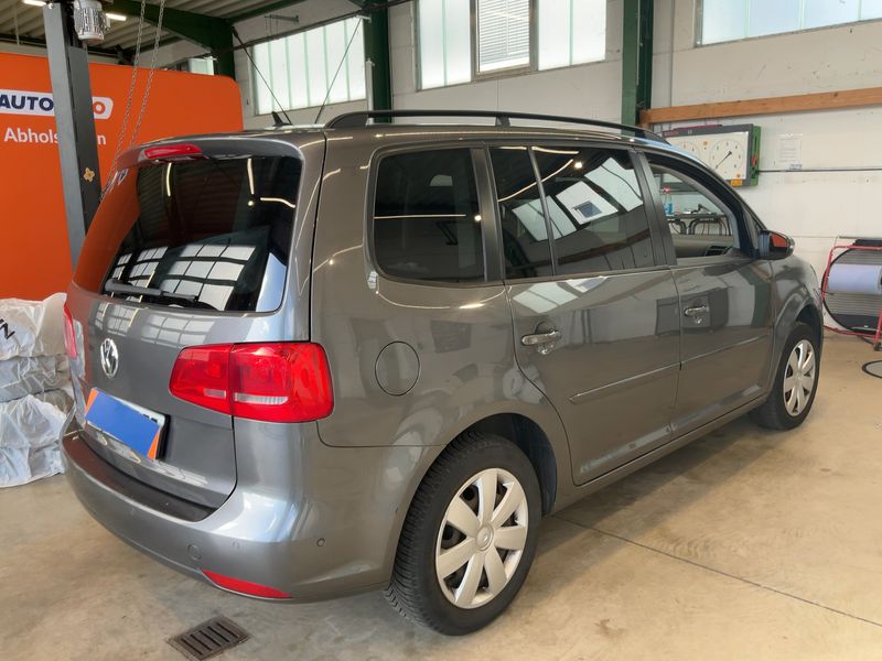 Volkswagen Touran 1.6 TDI Comfortline 2010 – снимка 8
