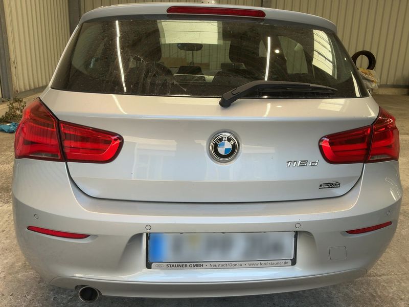 BMW 1er 116d Advantage 2018 – снимка 7