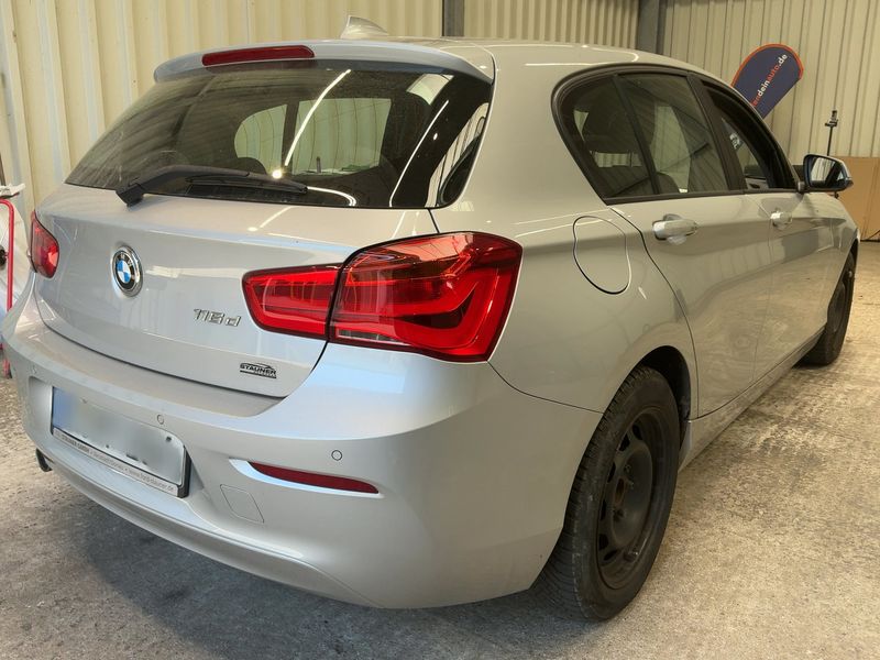BMW 1er 116d Advantage 2018 – снимка 8