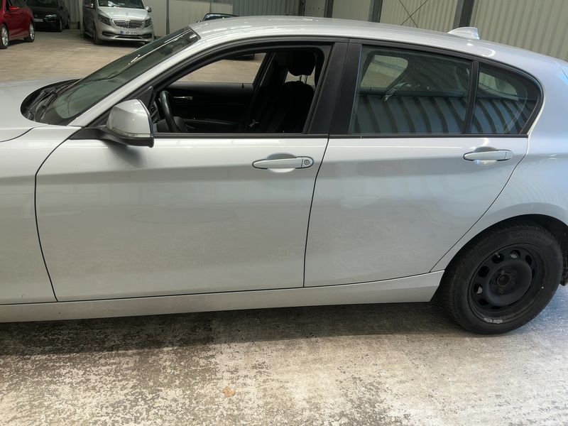 BMW 1er 116d Advantage 2018 – снимка 4