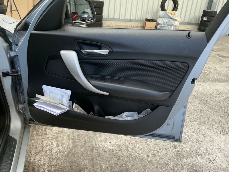 BMW 1er 116d Advantage 2018 – снимка 31