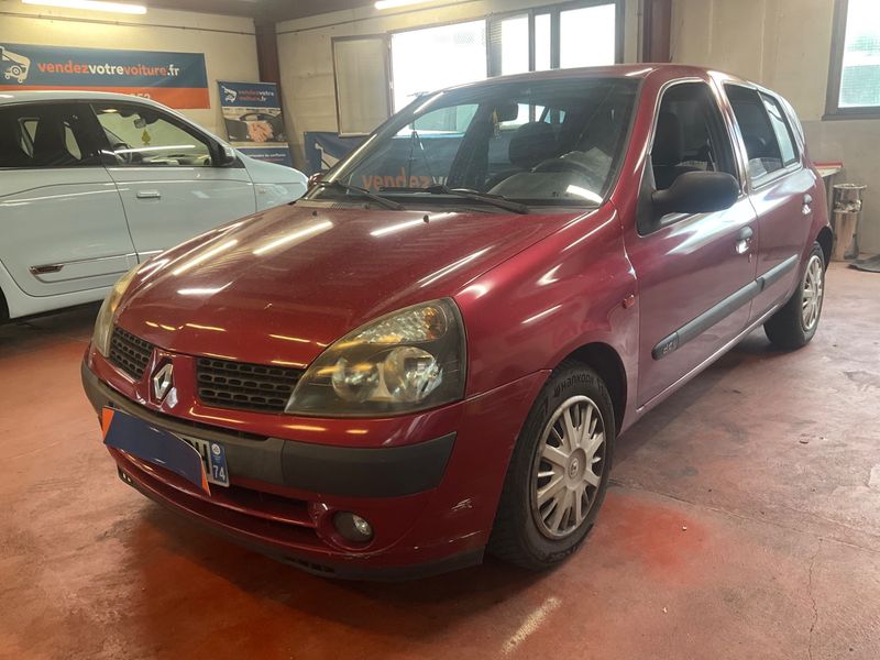 Renault Clio 1.5 dCi Expression 2002 – снимка 1
