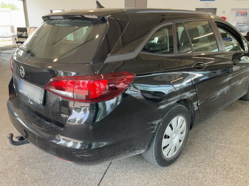 Opel Astra 1.6 CDTI DPF Business 2018 – снимка 8