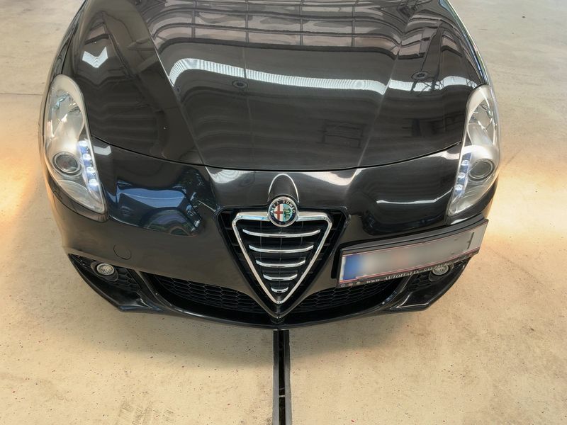 Alfa Romeo Giulietta 1.6 JTDM Distinctive 2011 – снимка 14