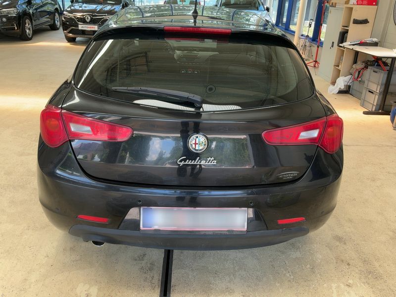 Alfa Romeo Giulietta 1.6 JTDM Distinctive 2011 – снимка 7