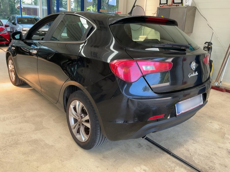 Alfa Romeo Giulietta 1.6 JTDM Distinctive 2011 – снимка 6