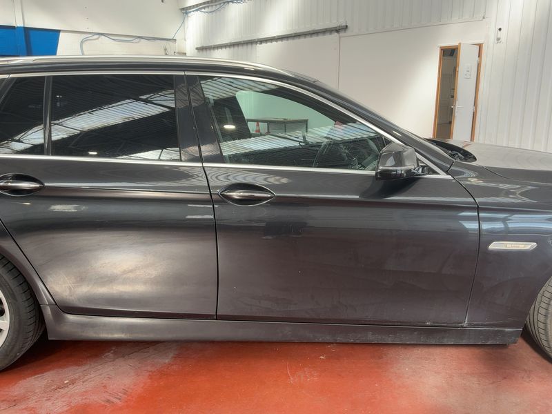 BMW 5er 520d xDrive Luxury 2015 – снимка 7