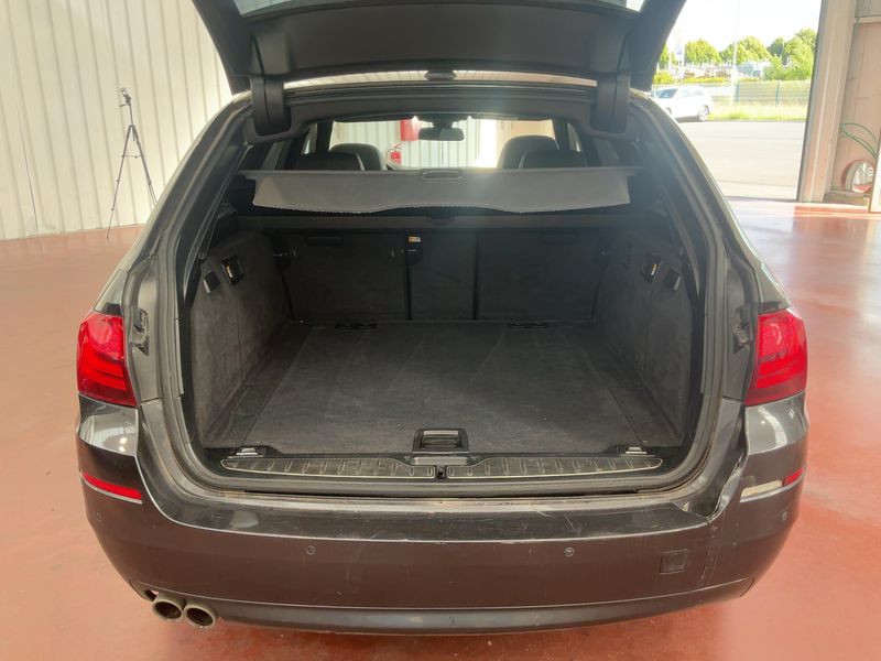 BMW 5er 520d xDrive Luxury 2015 – снимка 10