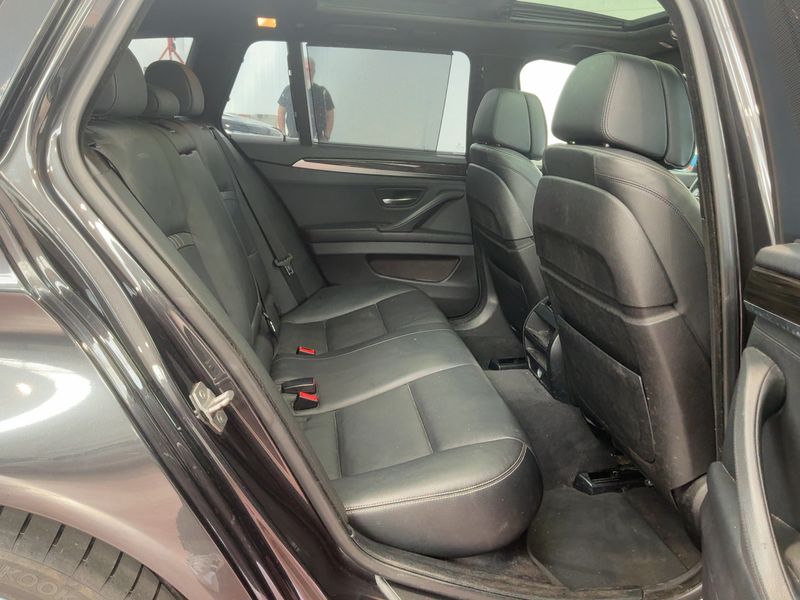 BMW 5er 520d xDrive Luxury 2015 – снимка 14
