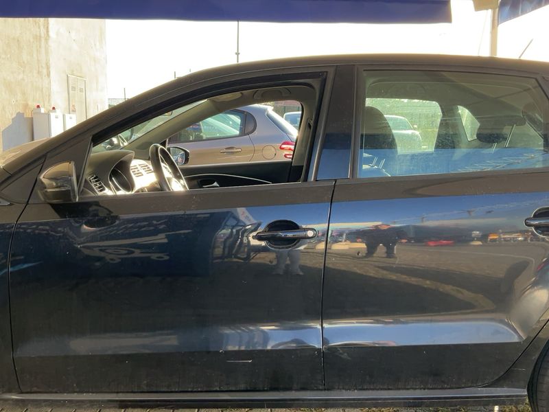Volkswagen Polo 1.4 TDI Advance BlueMotion Tech 2015 – снимка 4
