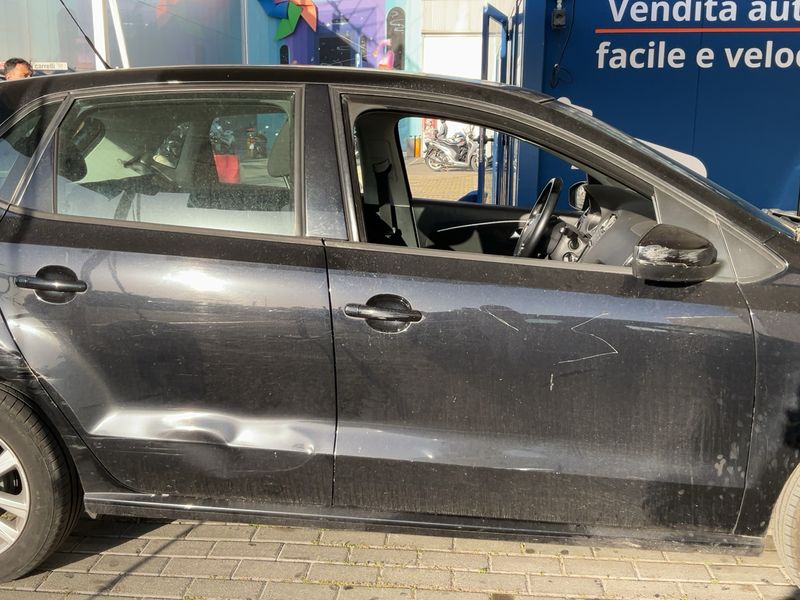 Volkswagen Polo 1.4 TDI Advance BlueMotion Tech 2015 – снимка 10