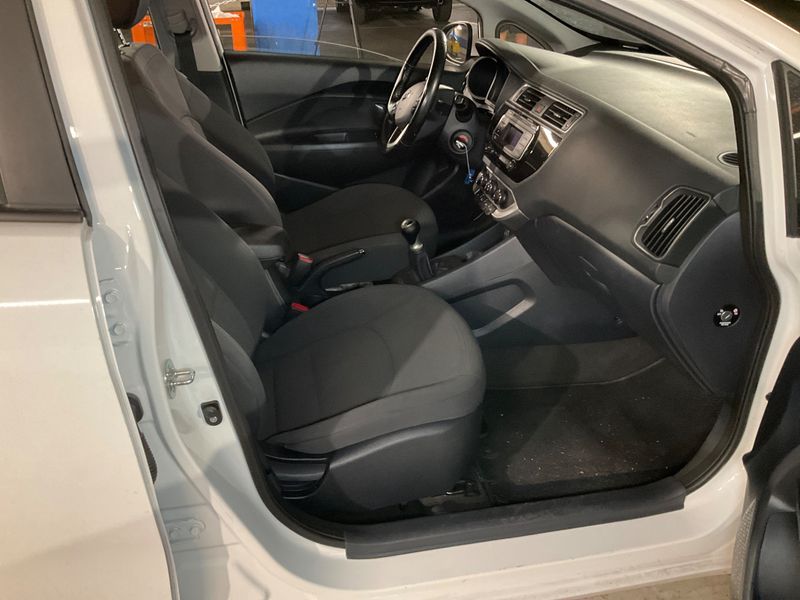 Kia Rio 1.2 Active 2016 – снимка 3