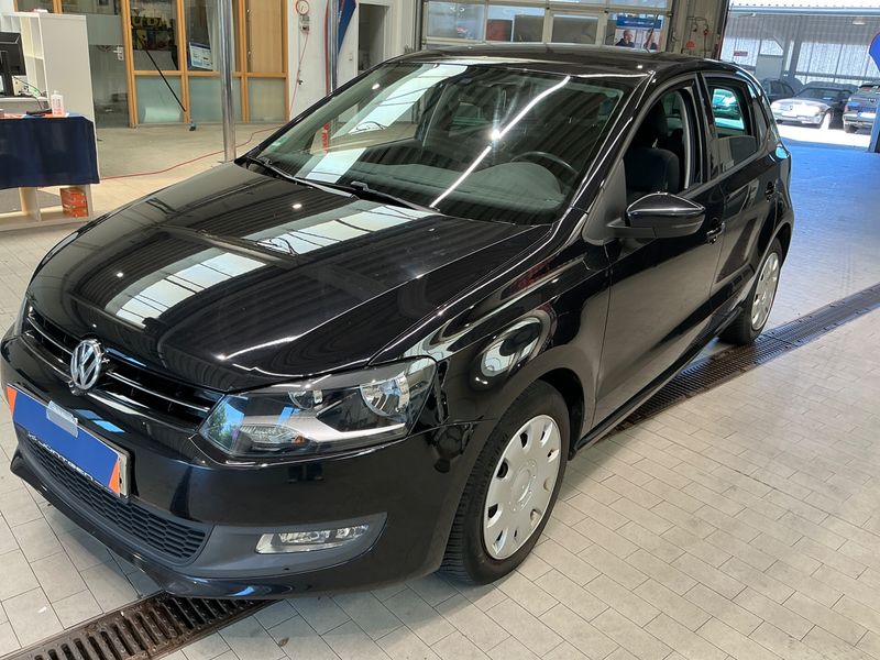 Volkswagen Polo 1.6 TDI Comfortline 2011 – снимка 1