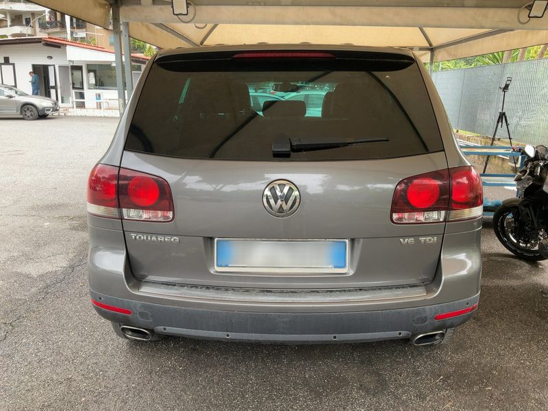 Volkswagen Touareg 3.0 V6 TDI Executive 2008 – снимка 7