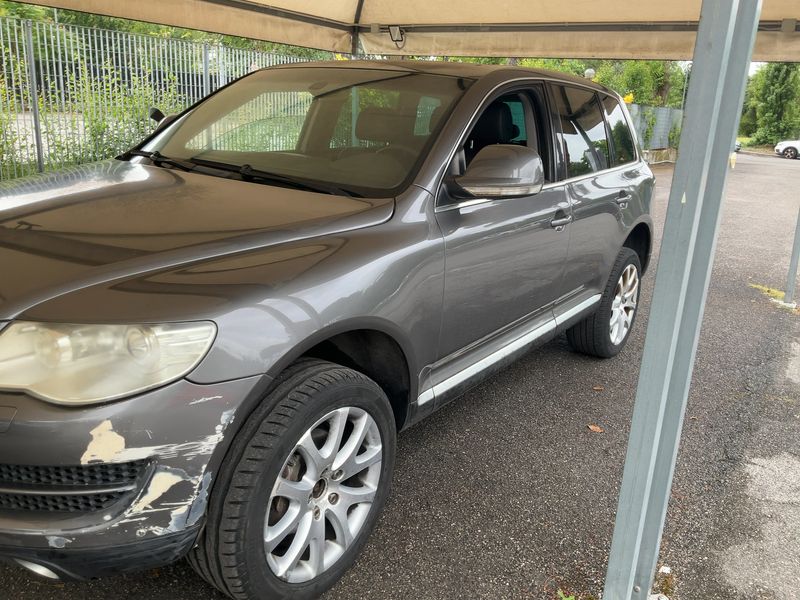 Volkswagen Touareg 3.0 V6 TDI Executive 2008 – снимка 2