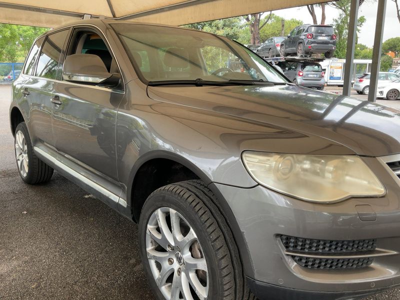 Volkswagen Touareg 3.0 V6 TDI Executive 2008 – снимка 12