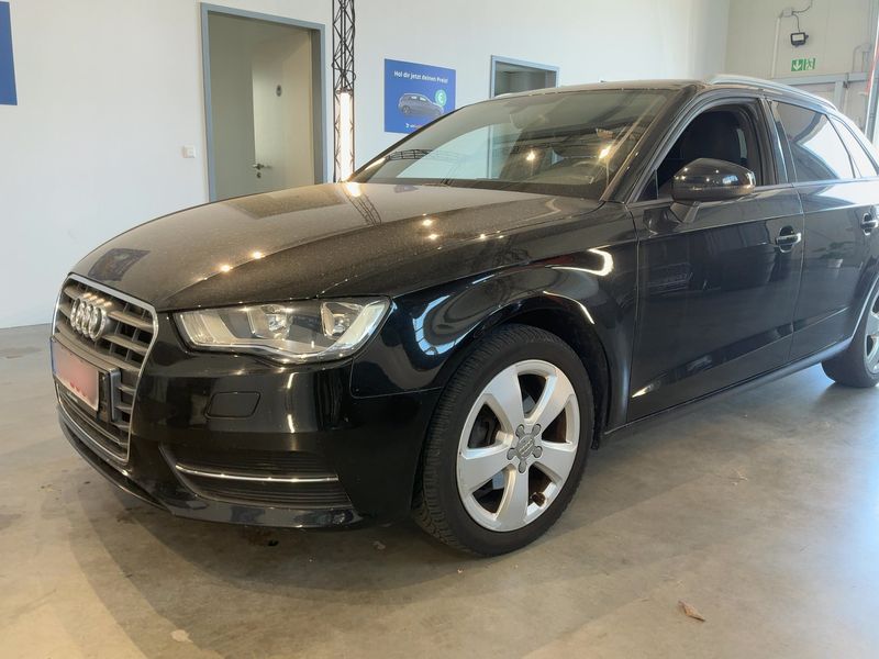 Audi A3 Sportback 1.2 TFSI Attraction 2014 – снимка 2