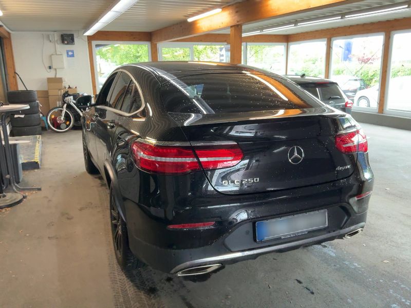 Mercedes-Benz GLC-Klasse GLC 250 4Matic AMG Line 2019 – снимка 6
