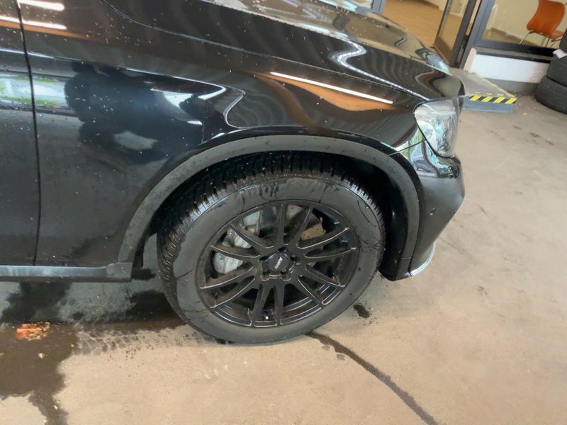 Mercedes-Benz GLC-Klasse GLC 250 4Matic AMG Line 2019 – снимка 11